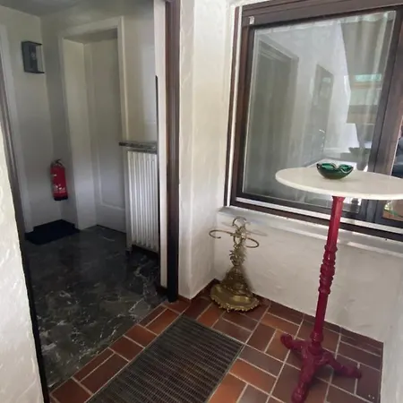 Haus Am Berg, 954 Hm, 82493 Klais * Krün