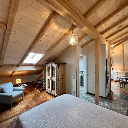 Haus Am Berg, 954 Hm, 82493 Klais Apartmán *