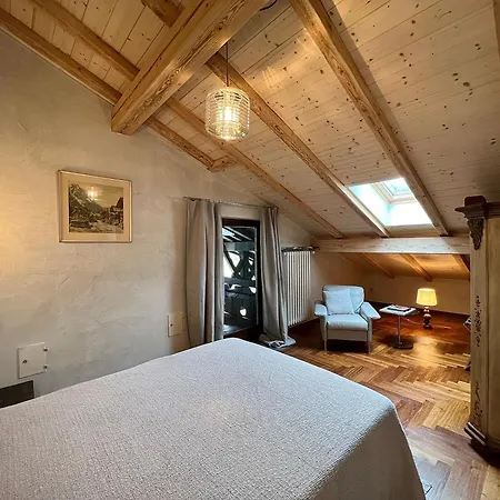 Haus Am Berg, 954 Hm, 82493 Klais *